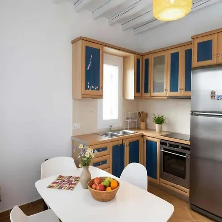 3-bed In Άνω Μερά