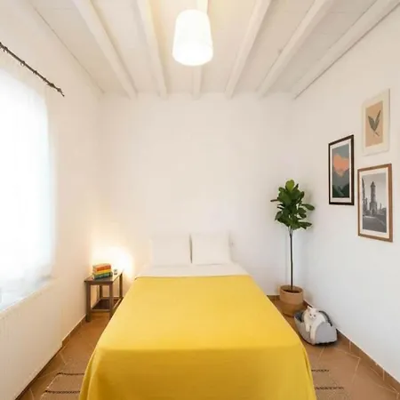 3-bed In Ano Mera