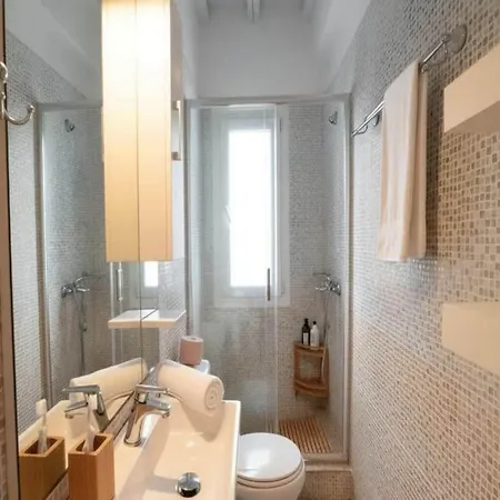 3-bed In Διαμέρισμα Άνω Μερά